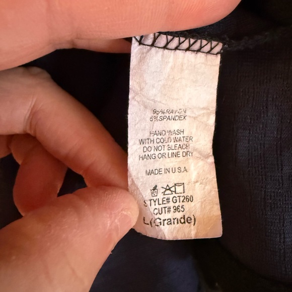 Elegant Black Women's Cardigan - Picture 6 of 6